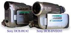 Duo Sony pro srovnání: HC42 a DVD203 (Klikni pro zvětšení)