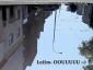 Snímek z videa DJI TELLO: záběr po dopadu na zem...